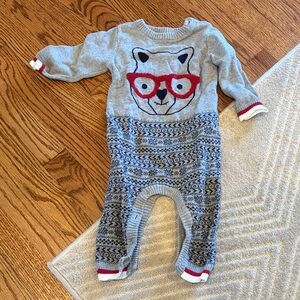 Joe Fresh 6-12month Gray and Red Bear Design Kids Footie